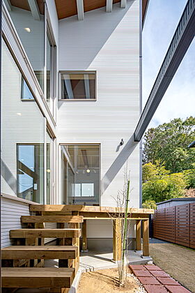 株式会社棟匠の施工事例「暮らしも趣味も楽しむガレージのある家」の画像4