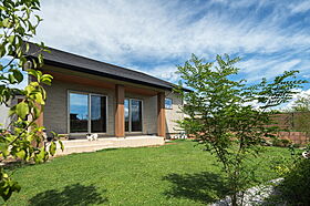 株式会社棟匠の施工事例「陽の光が心地よい自然とつながる住まい」の画像5