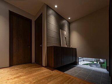 クオレ・ホーム株式会社の施工事例「ウォーターガーデンを眺める癒しの家」の画像3