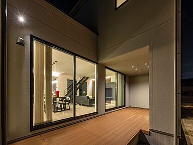 クオレ・ホーム株式会社の施工事例「アウトドアリビングのあるホテルライクな家」の画像5