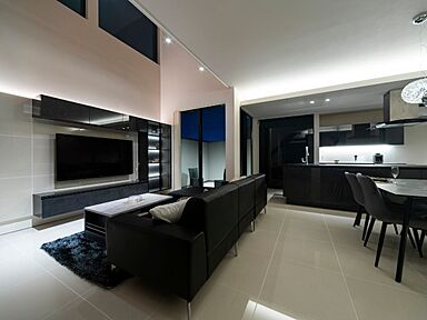 クオレ・ホーム株式会社の施工事例「生活感を感じさせないブラックトーンの家」の画像