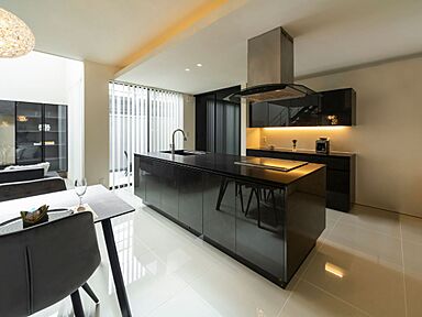 クオレ・ホーム株式会社の施工事例「生活感を感じさせないブラックトーンの家」の画像5