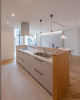 株式会社あめりか屋の施工事例「おかわな洗面とアイランドキッチンのおうち」の画像4