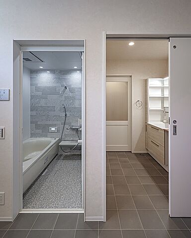 株式会社あめりか屋の施工事例「シニア世代憧れの平屋の家(オリジナル・リラシオネス)」の画像4
