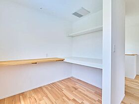 【KUMAKI。】株式会社熊木住建の施工事例「長野市/3LDK/セミオーダーハウス|片流れ屋根の家族みんなでのびのび暮らせる家」の画像4