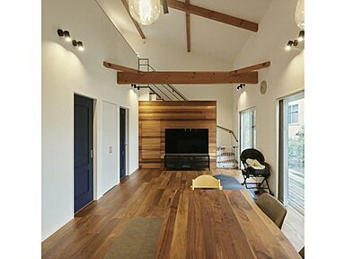 【KUMAKI。】株式会社熊木住建の施工事例「千曲市/3LDK|家事ラク動線と開放感。グリーンの外観が映えるのびやかな平屋。」の画像2