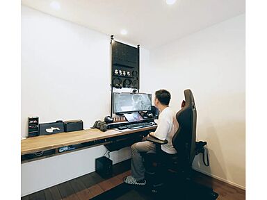 【KUMAKI。】株式会社熊木住建の施工事例「4LDK|仲良し家族が自然に集まるリビング共有スタイル。フルオーダーの二世帯住宅」の画像4