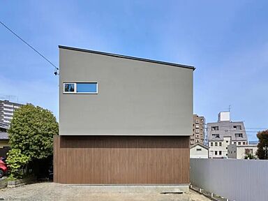 【KUMAKI。】株式会社熊木住建の施工事例「長野市/3LDK|ヌックとテラスがあるこだわりが詰まった「ホテルライクな暮らし」」の画像1