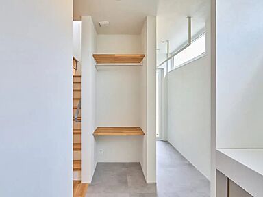 【KUMAKI。】株式会社熊木住建の施工事例「長野市/3LDK|ヌックとテラスがあるこだわりが詰まった「ホテルライクな暮らし」」の画像5