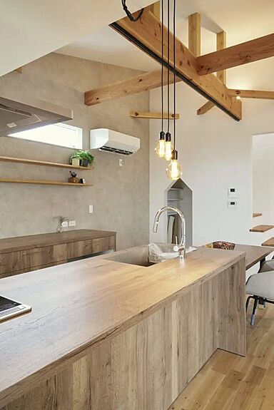 【KUMAKI。】株式会社熊木住建の施工事例「長野市/3LDK|借景×お家キャンプを愉しむ。木の温もりと開放感に満ちた家。」の画像2