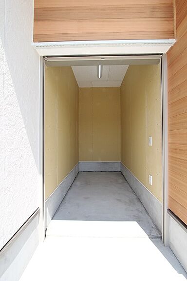 デキノヤホームの施工事例「白×木目の明るい家」の画像6
