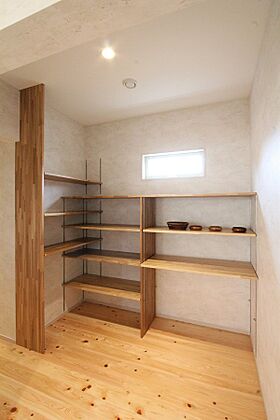 デキノヤホームの施工事例「広いLDKでみんなが集える家」の画像3