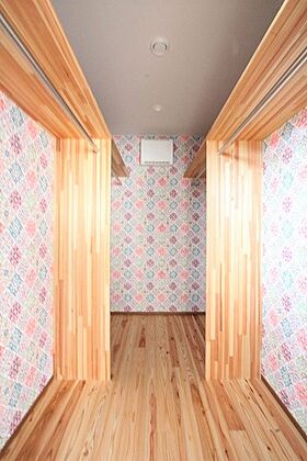 デキノヤホームの施工事例「広いLDKでみんなが集える家」の画像5