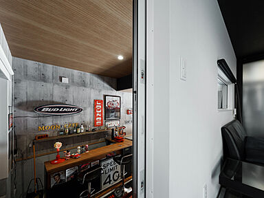 アーキホームライフ 北近畿の施工事例「夜景を一望できるリビングバルコニーが映えるビルトインガレージハウス」の画像10