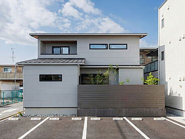 アーキホームライフ 北近畿の施工事例「自宅でグランピング気分。空とつながる「アウトドアリビング」のある家」の画像