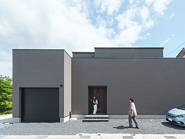 アーキホームライフ 北大阪の施工事例「オーシャンビューの都会的インナーガレージハウス」の画像