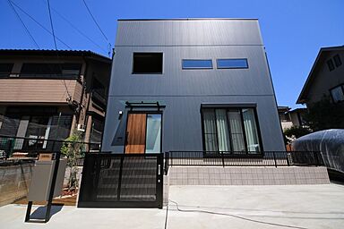 株式会社平正工務店の施工事例「埼玉県草加市F様邸 屋上のあるおうち」の画像