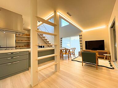 株式会社平正工務店の施工事例「春日部市S様邸 わんちゃんたちの青いおうち」の画像6