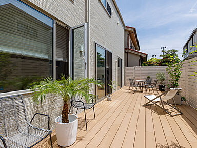 アーキホームライフ 奈良の施工事例「開放的なテラス付きナチュラルモダンハウス」の画像3