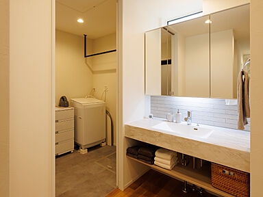 アーキホームライフ 岡山の施工事例「自宅でグランピング気分。空とつながる「アウトドアリビング」のある家」の画像7