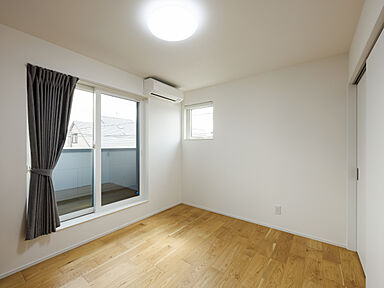 アーキホームライフ 岡山の施工事例「自宅でグランピング気分。空とつながる「アウトドアリビング」のある家」の画像9