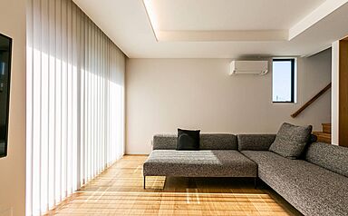 株式会社ライフステージ / ナチュラルハウスの施工事例「グレーの外観が映える、静かで美しい和モダンの家」の画像2