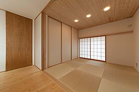 新産住拓株式会社の施工事例「【外構/和モダン/2階建て】木組みのエクステリアで自然とつながる暮らし」の画像6