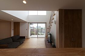 新産住拓株式会社の施工事例「【外構/和モダン/2階建て】木組みのエクステリアで自然とつながる暮らし」の画像7