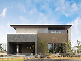 一級建築士設計工房 takumitoの施工事例「【大空間×全館空調】どこにいても心地よい。開放感あふれる洗練の邸宅」のメイン画像