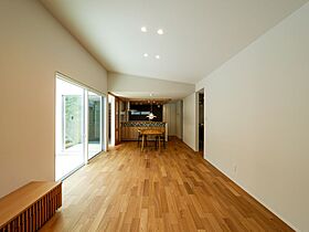 株式会社アンドクリエイトの施工事例「時を重ねても、ずっと暮らしやすい二世帯住宅」の画像1