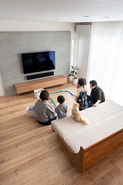 株式会社ビルドアートの施工事例「屋上の露天風呂とウッドデッキで叶える、アウトドアリビングの家」の画像