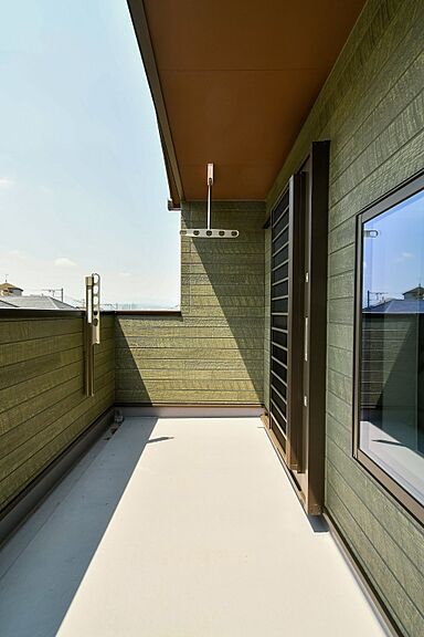 株式会社ビルドアートの施工事例「ビルトインガレージとボルタリングがあるスキップフロアの3LDK」の画像10