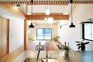 株式会社リソーケンセツの施工事例「埼玉県加須市|33坪 平屋ベース2階建て3LDK|家事ラク動線+趣味スペース」の画像1