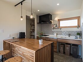 有限会社ウッディ伊藤の施工事例「里山ドッグハウス」の画像2