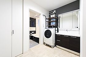 株式会社フィックスホームの施工事例「愛車を身近に感じる、ビルトインガレージの家」の画像9