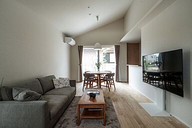 株式会社ひらぎのの施工事例「小さな特等席のある平屋」の画像1