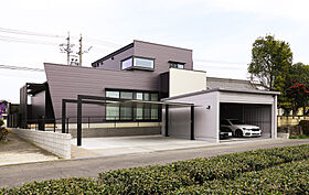 株式会社共同 コラボホームの施工事例「全館空調で快適に暮らす、吹抜けとオーディオルームのある住まい」の画像1