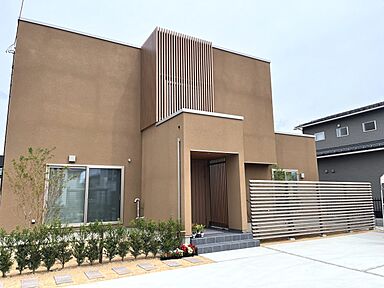 株式会社ウンノハウス 県南支店の施工事例「アットホームな小料理屋さんのような落ち着きがここち良い空間」の画像