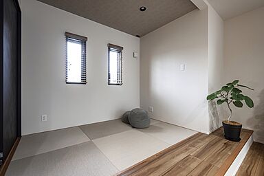 東建築|HIGASHIKENCHIKU|北九州の注文住宅工務店の施工事例「暮らしに寄り添う上質なグレートーンのシンプルモダンな平屋|東建築」の画像6