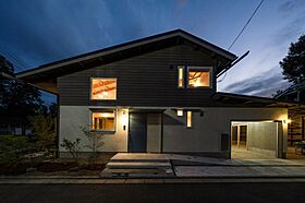 ゆたか建設株式会社 Yutakaの施工事例「ガレージとパッシブソーラーそよ風の家」の画像1