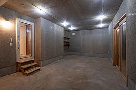 ゆたか建設株式会社 Yutakaの施工事例「ガレージとパッシブソーラーそよ風の家」の画像2