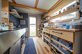 ゆたか建設株式会社 Yutakaの施工事例「薪ストーブと緑豊かなパッシブソーラーの家」の画像8