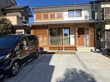 ESK設計一級建築士事務所合同会社の施工事例「天井の高いリビング、朝日の入る台所、全館冷暖房」の画像