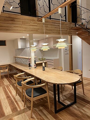 ESK設計一級建築士事務所合同会社の施工事例「天井の高いリビング、朝日の入る台所、全館冷暖房」の画像2