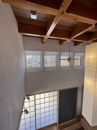 ESK設計一級建築士事務所合同会社の施工事例「天井の高いリビング、朝日の入る台所、全館冷暖房」の画像9