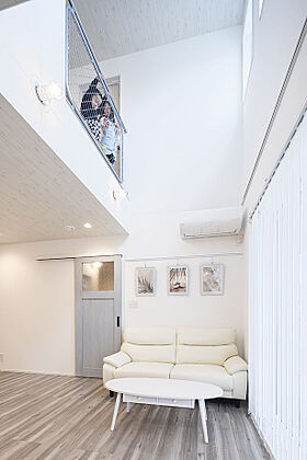 株式会社八幡 青梅店の施工事例「【東京ゼロエミ高水準/間取り図】補助金制度活用!憧れ実現した快適アメリカンハウス」の画像3