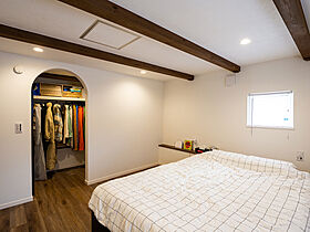 株式会社細田工務店の施工事例「DIYを楽しむ、カリフォルニアスタイルの住まい/神奈川県 O様邸」の画像3