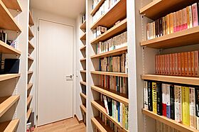 株式会社細田工務店の施工事例「本好きなご家族が暮らす二世帯住宅/東京都杉並区 T様邸」の画像3