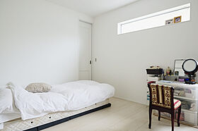 株式会社細田工務店の施工事例「二世帯で暮らす、シンプルでシームレスな家」の画像5