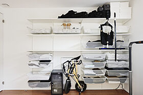 株式会社細田工務店の施工事例「二世帯で暮らす、シンプルでシームレスな家」の画像7